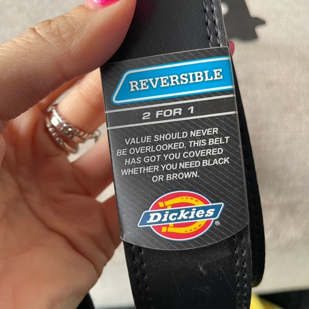 DICKIES Black Brown‎ Reversible New NWT Mens Belt Medium 34 Silver - Picture 2 of 3